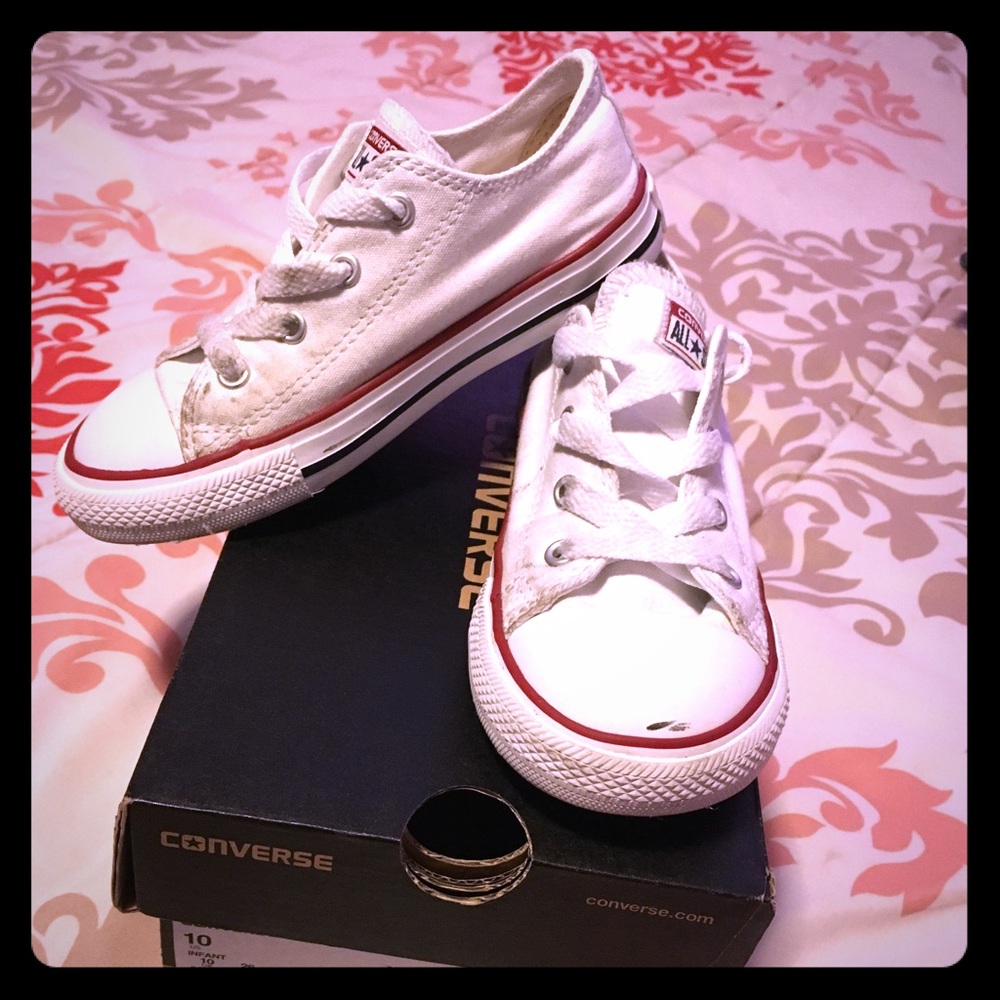 CuTe White Boy Converse!!!